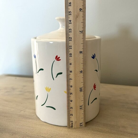 Set of 2 Ceramic Canisters with a painted floral design - Picture 5 of 14